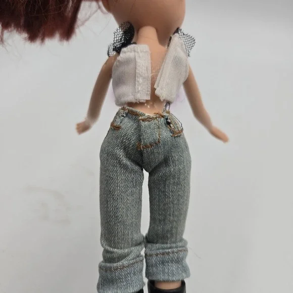 Bratz Treasures Roxxi Pirate Doll Original Pants & Boots MGA 2005 Y2K EUC - Picture 7 of 9